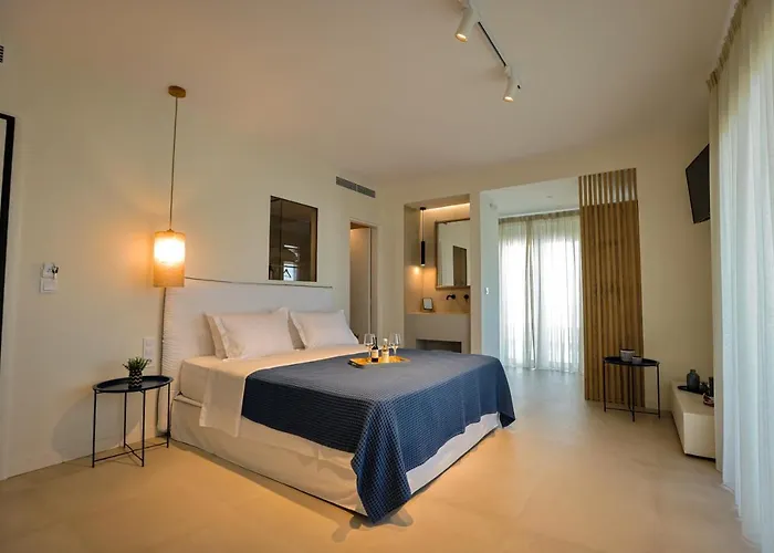La Mer Bleue Boutique Suite